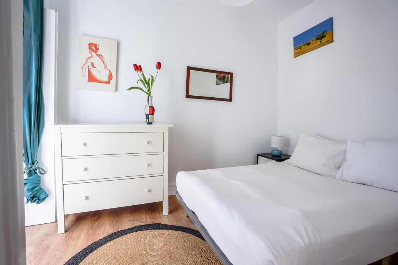 City Center Apt In Lively Bairro Alto! Lisboa Ngoại thất bức ảnh